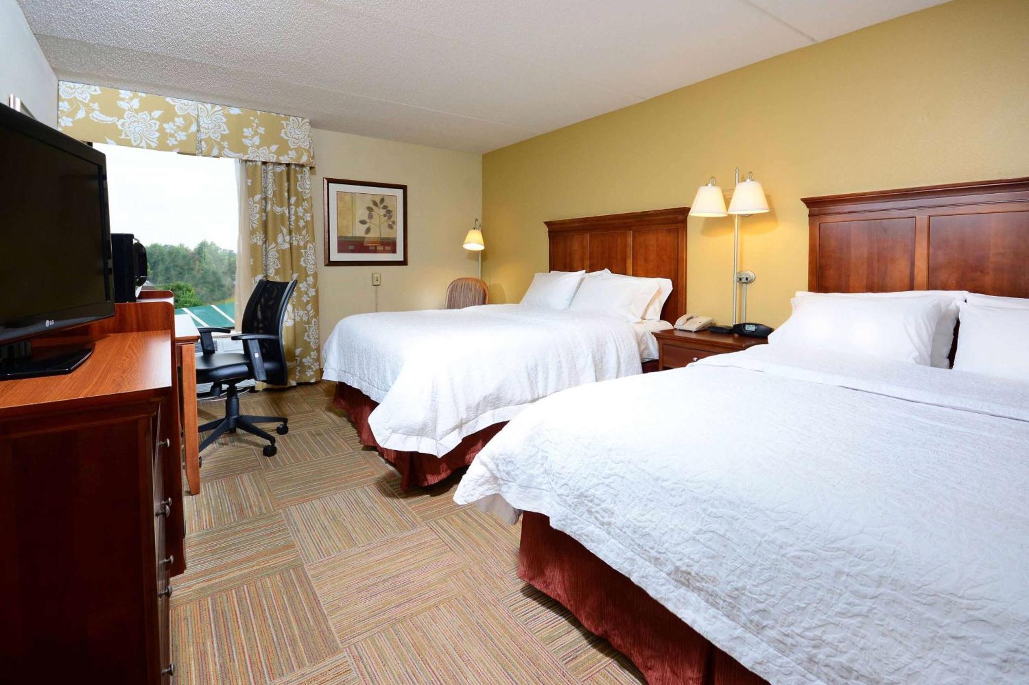 Hampton Inn Raleigh Capital Blvd North Екстер'єр фото