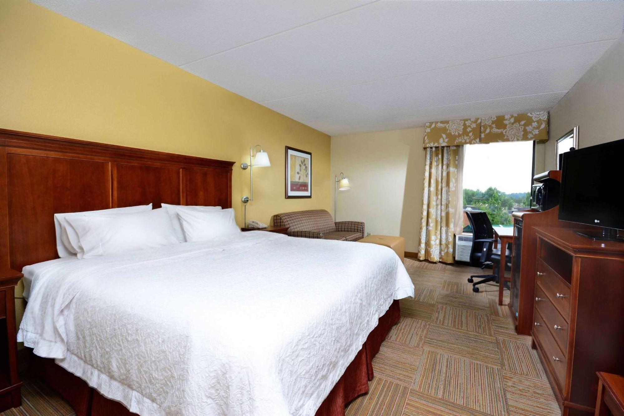 Hampton Inn Raleigh Capital Blvd North Екстер'єр фото